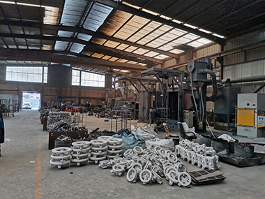 1-foundry-work-shop.jpg